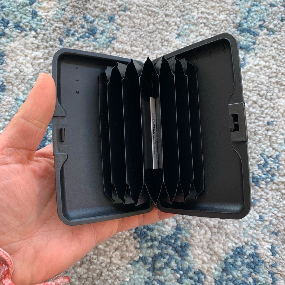 Plastic travel wallet